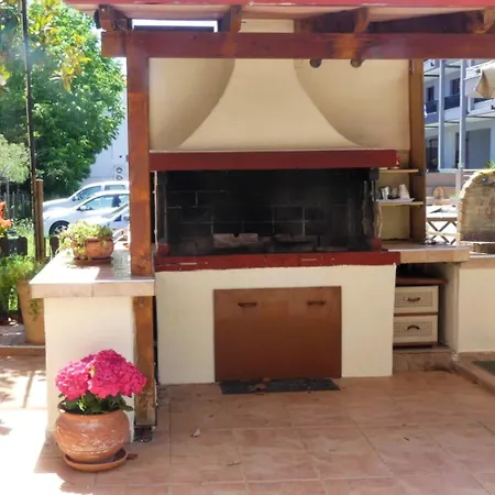 Garden House Katerina 4*