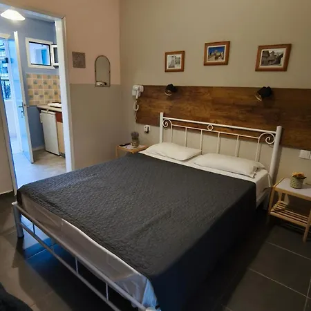 Garden House Katerina 4*