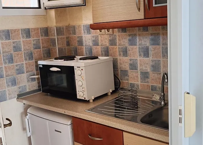 Apart-hotel Garden House Katerina 4*