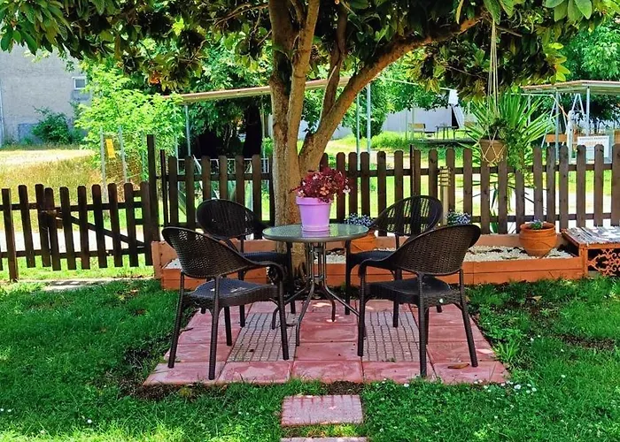 Garden House Katerina Apart-hotel 4*
